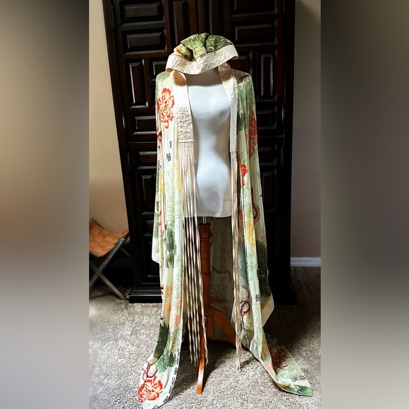 HAH RARE Asian hooded kimono - Picture 10 of 16